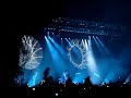 muse dublin live

setlist:
1. map of the problematique (seattle manson)
2. supermassive black hole (glitterati manson)
3. dead star (kaoss manson)
4. new born (glitterati manson)
5. hysteria (silver bomber manson)
6. butterflies & hurricanes (mirror manson)
7. feeling good
8. space dementia
9. drum and bass
10. invincible (seattle manson)
11. bliss (extended) (silver bomber manson)
12. time is running out (glitterati manson)
13. riff + stockholm syndrome (seattle manson) 14. take a bow (kaoss manson)
encore 15. starlight (black manson)
16. plug in baby (mirror manson)
17. man with a harmonica
18. knights of cydonia (silver bomber manson, rickenbacker 4003)
thanks to http://www.last.fm/user/potichu
