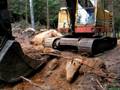 Åkerman H9B bygger väg utanför Nybro, Småland