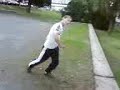 le jeune agée de 14 ans c trés bien faire du jump par contre les jeune a la caskette bleu ne sais pas du tout en faire!!!