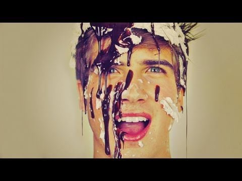 Eat Me - SAWYER'S VIDEO: http://youtu.be/sOOb8wAm1RQ WHITNEY'S VIDEO: http://youtu.be/bGINvYn_Hww MOVIE 43 TRAILER: http://www.youtube.com/whatismovie43 PREVIOUS VLOG...