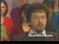 komik : konugunun sesine gulen sunucu