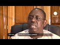 fr.euronews.com Il est le nouvel homme fort du Sénégal. Macky Sall succède à Abdoulaye Wade à la présidence. Son élection très vite reconnue par son adversaire a soulagé le pays après les violences de février. A l'étranger, on salue une victoire de la démocratie dans cette partie troublée de l'Afrique. Macky Sall reçoit euronews dans son QG à Dakar. L'interview a été réalisée peu avant le second tour. François Chignac, euronews : 
