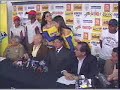 Anfitriona se desmayó por el olor  de YOMPIAN WAT(U)TER.flv