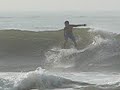 Ule com ondas regulares 0,5m - Por: www.ondoan.com.br