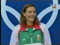 KOVÁCS Ágnes Victory Ceremony 200m breaststroke Sydney 2000