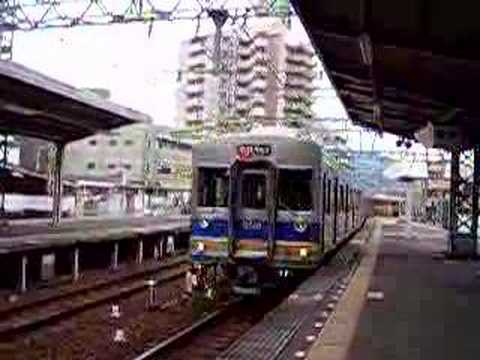 河内長野駅南海急行入線