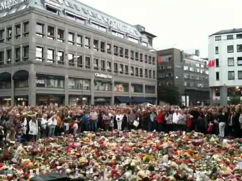 VIDEOS: noruegos guardan minuto de silencio por víctimas de la masacre