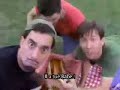 Фокусник (пародия на знаменитого фокусника David Blaine) делает чудеса в парке! Видео в оригинале :))