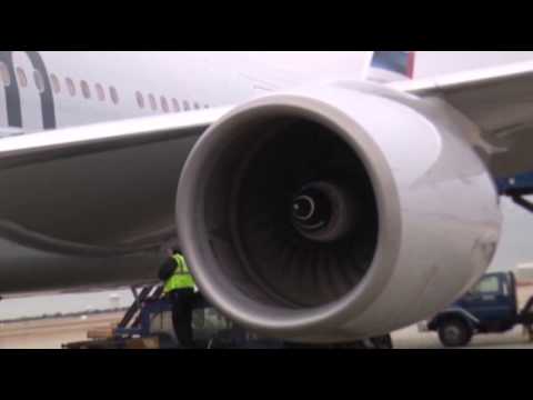 New American Airlines Emerges As Deal Closes