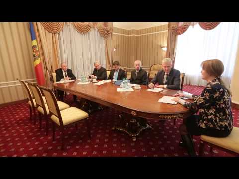 Președintele Nicolae Timofti a semnat decretele de numire în funcție a opt magistrați