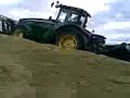 Clamping maize in 2008 with Pricey at the wheel of a JD 7920 Clamping maize in 2008 with Pricey at the wheel of a JD 7920
