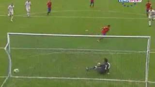 Vzonethethao1 - Cu sut penalty sieu quai cua tai nang tre Tay Ban Nha
