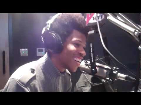 Mike E Winfield at Big Al's Comedy Club pt.1