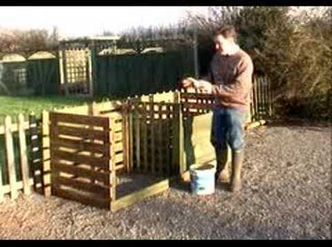Hoggywart - Wherever possible I think it's a good idea to make your own garden compost. It not only saves you having to dispose of garden waste at the local tip, the com...
