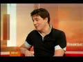 videos de John Barrowman on BBC Breakfast 28 Nov 08