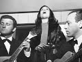 Fado - Adélia Pedrosa - Deixa-me Só
