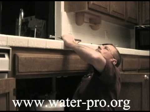 how to fix leak in reverse osmosis faucet