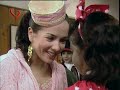 Las palabras de Coki llegan al corazón de la Monita, quién acepta la propuesta de la hija menor de Martín sin vacilar.