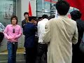 Chinese teared a placard in Nagano torch relay