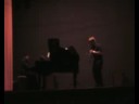liam harman interpreta la sonatina de joseph horovitz.