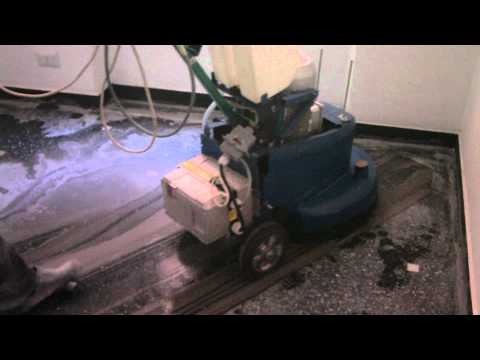 cristallizzazione; - levigatrice pavimenti in marmo legno per ogni lavorazione con regolazione dei giri la levigatrice professionale con regolazione dei giri GRINDER EVO al lavor...