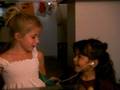 kids singing