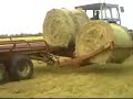 Rundballensammelwagen im Einsatz 2