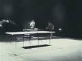 videos de Bruce Lee playing table tennis with nunchucks.