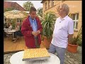 Bäckermeister Siebert präsentiert seinen Sommerkuchen Bäckermeister Siebert präsentiert seinen Sommerkuchen
