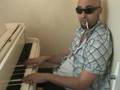 Anis en studio - le crooner est en forme