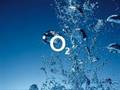 O2 Advert - We're better connected