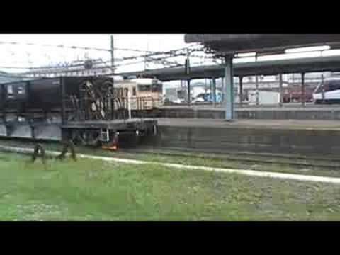 JR豊岡駅に入線するサンパチ
