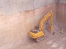 Excavator Rocksaw Cutting Walls....Sumitomo SH350 Excavator Rocksaw Cutting Walls....Sumitomo SH350