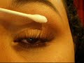How To Remove False Eyelashes / Remover Pesta�as Postizas