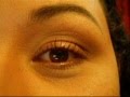 How To Remove False Eyelashes / Remover Pestañas Postizas