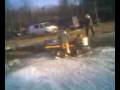 videos de Truck crashes 4 wheeler