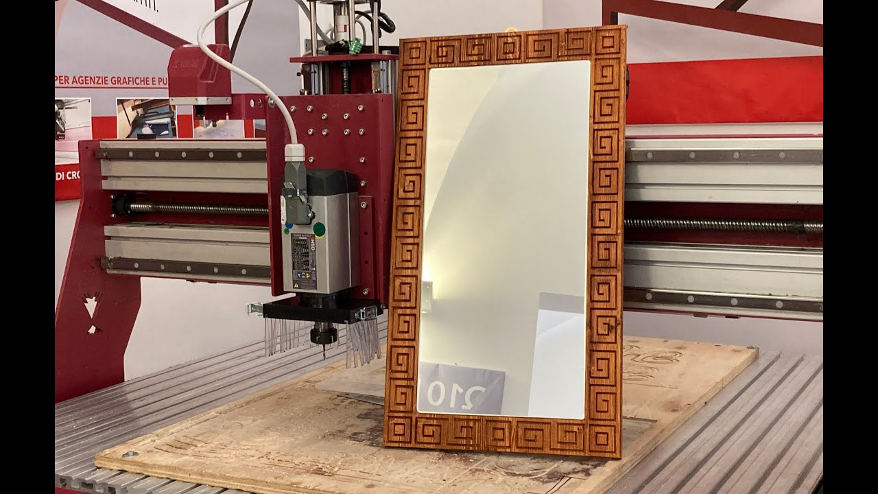 Realizzazione di uno specchio in legno con Pantografo CNC AMMA