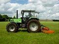 Deutz Fahr 4.61 Turbo aan het toppen  maaien