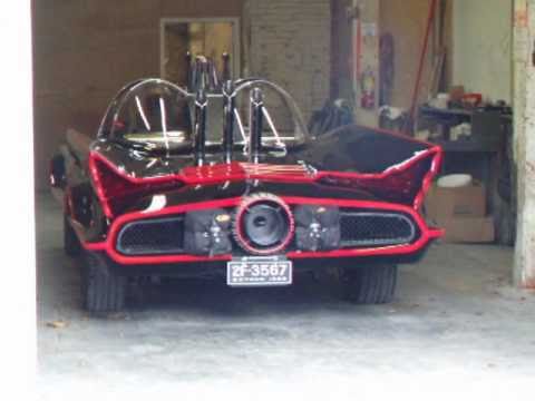 Nanananananananana to the 1966 Batmobile! Nanananananananana to the 1966 Batmobile!