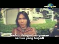 hadapi dengan senyuman,,