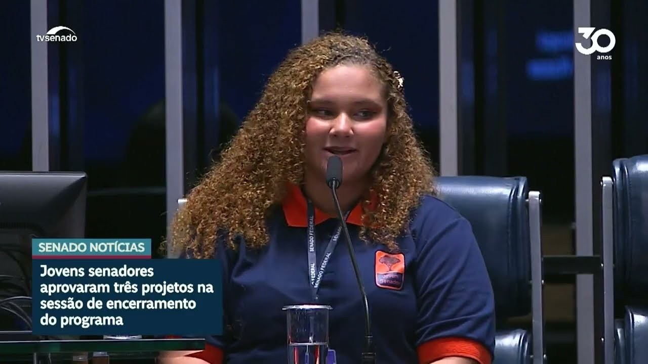 Jovens Senadores aprovam projetos de apoio a alunos migrantes e proteção de mulheres