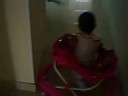 aniza gateando