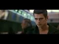 jumper, steven gould'un ayn? isimli kitab?ndan uyarlanm?? bir film. doug liman'?n y�netti?i filmin ba?rollerinde, hayden christensen, rachel bilson, jamie bell ve samuel l. jackson gibi �nl� isimler yer al?yor. konusu ise ?�yle: 