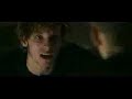 jumper, steven gould'un ayn? isimli kitab?ndan uyarlanm?? bir film. doug liman'?n y�netti?i filmin ba?rollerinde, hayden christensen, rachel bilson, jamie bell ve samuel l. jackson gibi �nl� isimler yer al?yor. konusu ise ?�yle: 