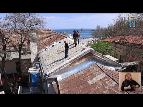 Фото новости - 20170414 Крым, Феодосия — Противоаварийные работы галереи Айвазовского. Сурдоперевод