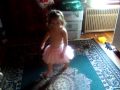 toddler singing dancing akon- beautiful