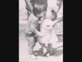 bambini innamorati.mp4