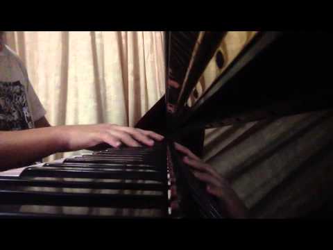 SinGaGaPawVEVO - Me playing on da piano! Sorry if I got some lousy keys.. I made it up myself immediately after listening to the song. Happy New Year! Hopefully all of you wi...