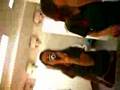 en el bañoo de mujeresss