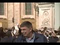 Pope's Audience - first lap in the Pope-mobile